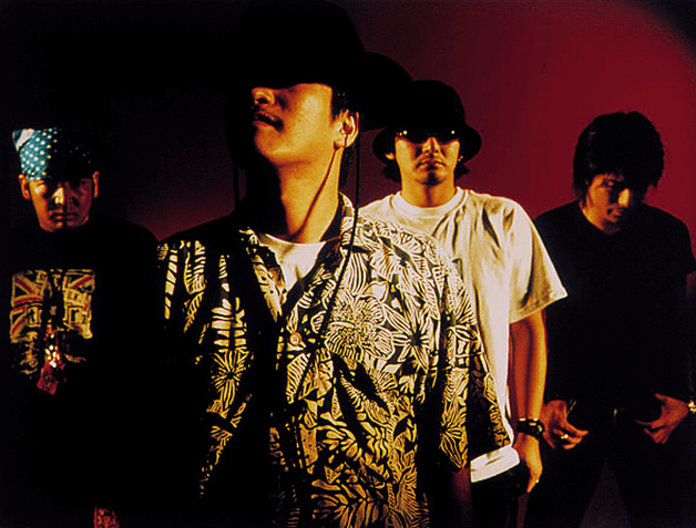 しょーじページ TOUR DOCUMENT VHS glory_waysunknown JAPAN TOUR 2002 VHS - CRAZE