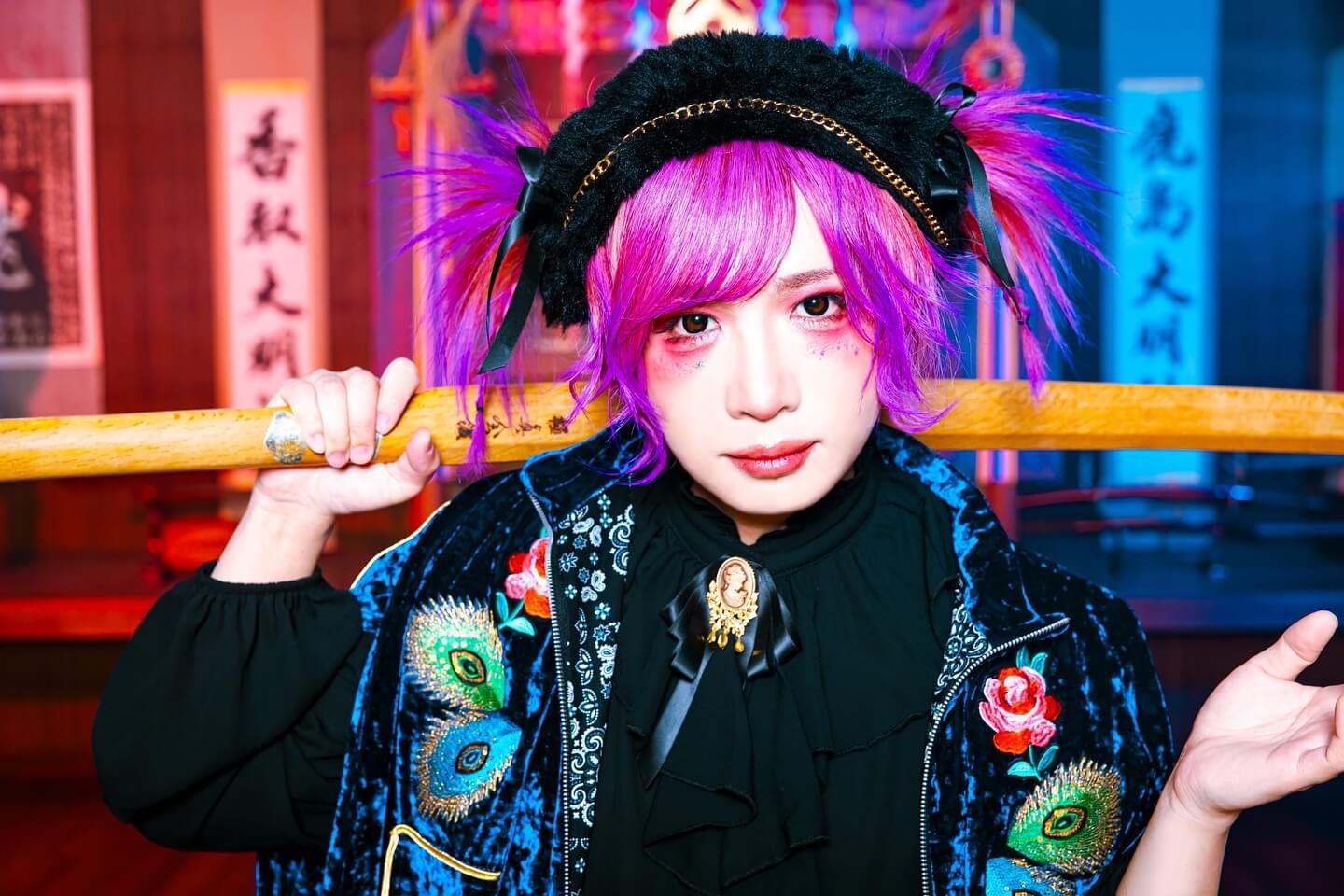 D=OUT (ダウト) G. Hikaru (ひヵる) solo photo | vkgy (ブイケージ)