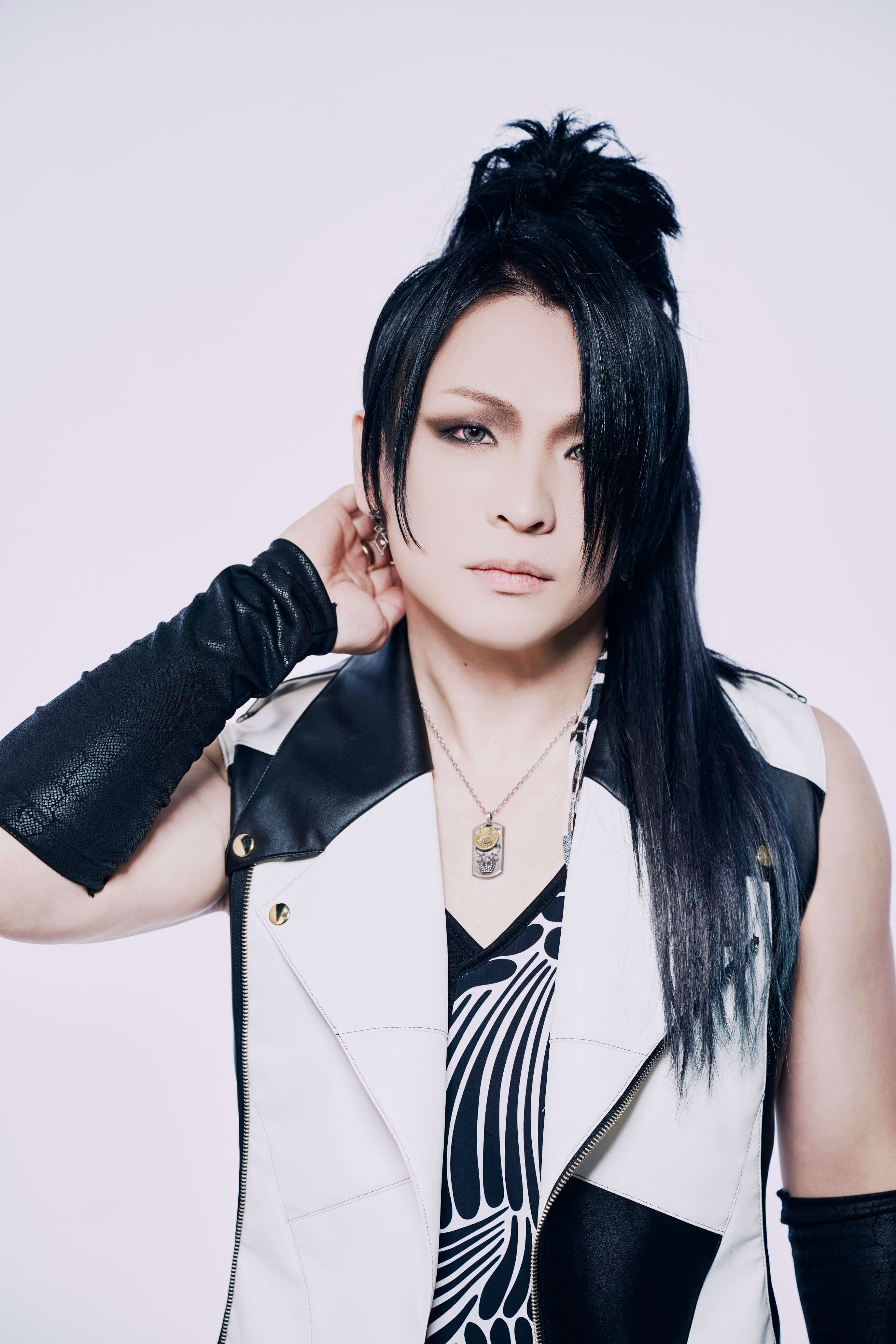 DuelJewel G. Yuya (祐弥) solo photo | vkgy (ブイケージ)