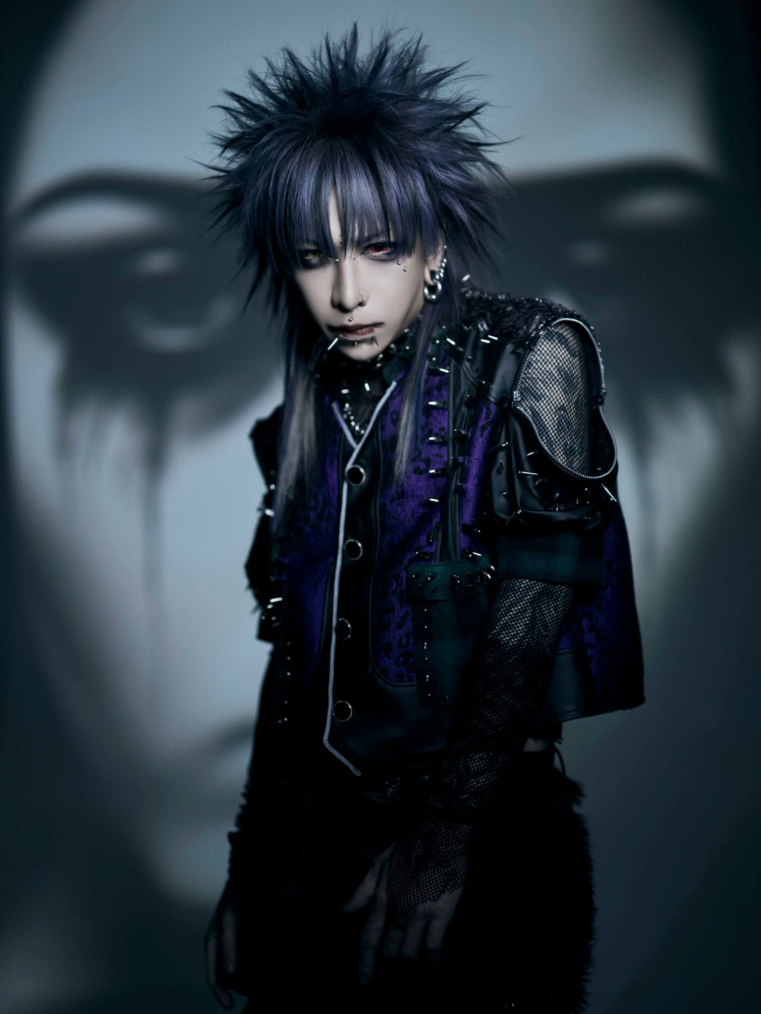 Azavana D. S1TK solo photo | vkgy (ブイケージ)