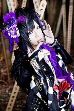 Mahiro Kurosaki profile | 黒崎 眞弥のプロフィール | vkgy (ブイケージ)