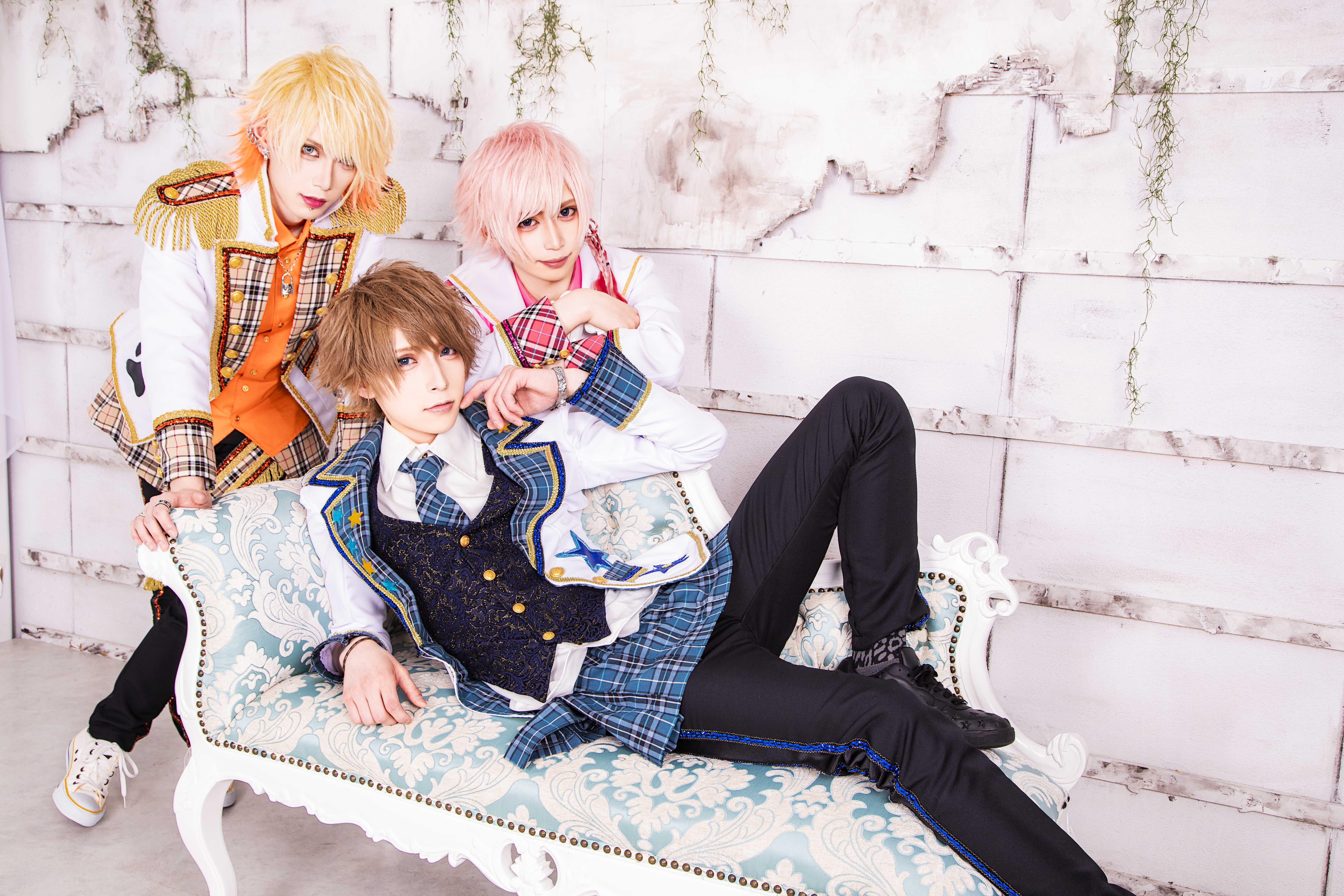 Kousai☆RaveL (虹彩☆RaveL) Disbands.