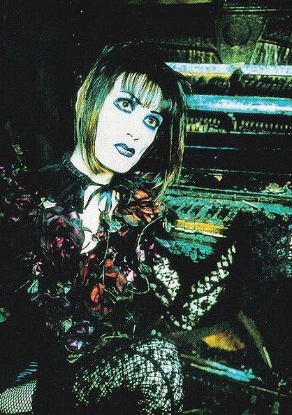 VELVET EDEN K. KALM solo photo | vkgy (ブイケージ)